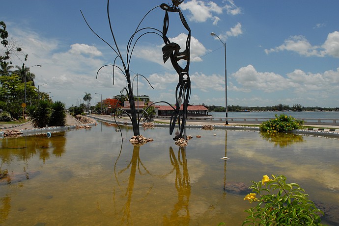 Fontana - Fotografia di Cienfuegos - Cuba 2010