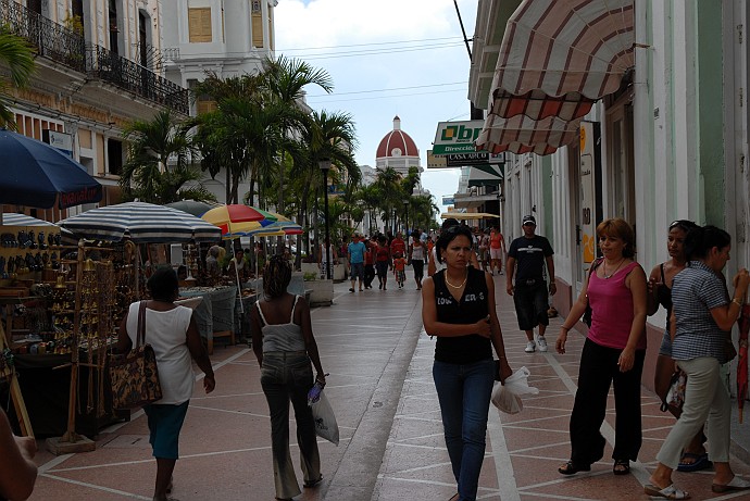 Passaggio pedonale - Fotografia di Cienfuegos - Cuba 2010