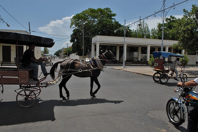 Traffico - Fotografia di Cienfuegos - Cuba 2010