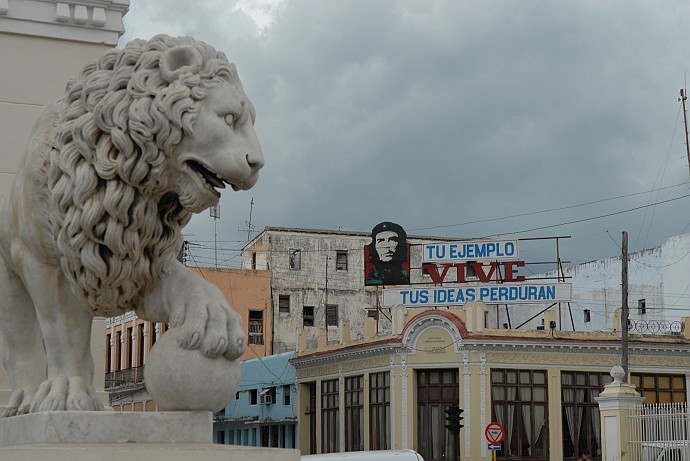 Tu ejemplo vive - Fotografia di Cienfuegos - Cuba 2010