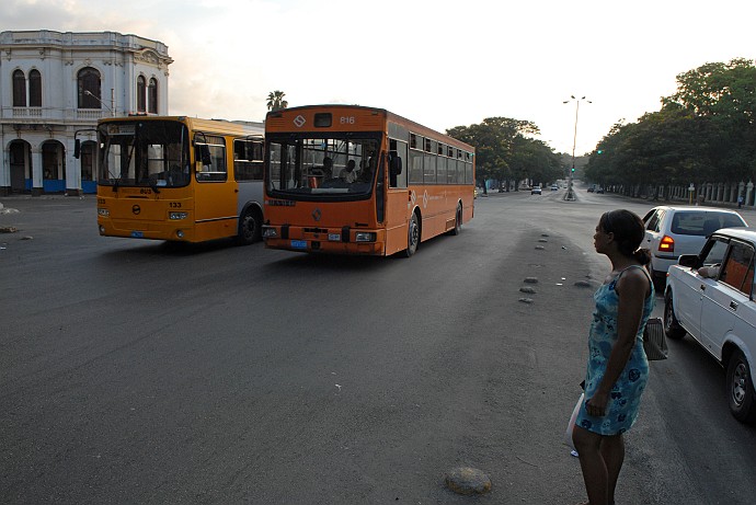 Bus in circolazione - Fotografia della Havana - Cuba 2010