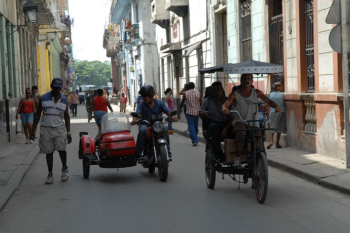 Mezzi di locomozione - Fotografia della Havana - Cuba 2010