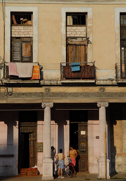 Palazzo sul malecon - Fotografia della Havana - Cuba 2010