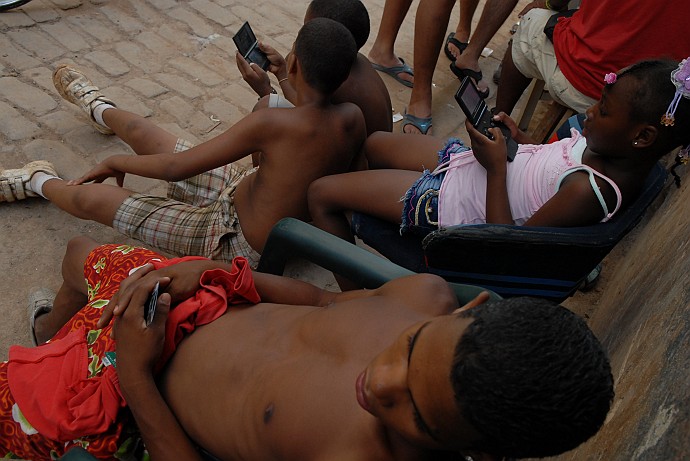 Ragazzi giocando - Fotografia della Havana - Cuba 2010