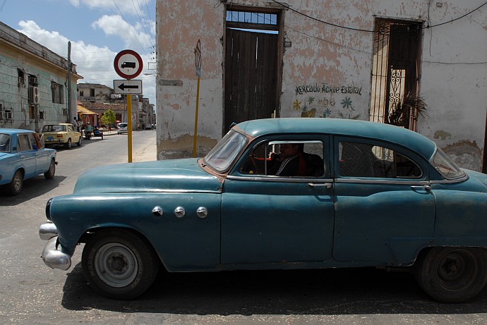 Automobile - Fotografia di Holguin - Cuba 2010