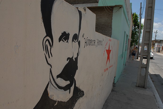 Jose Marti - Fotografia di Holguin - Cuba 2010