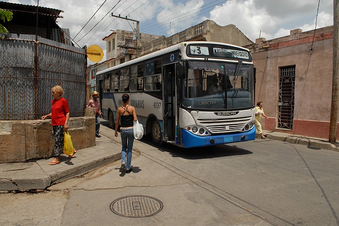 Autobus - Fotografia di Santa Clara - Cuba 2010