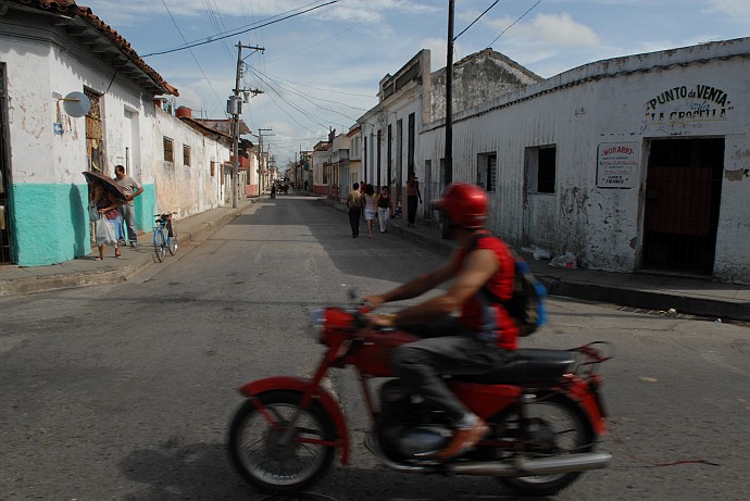 Moto - Fotografia di Santa Clara - Cuba 2010