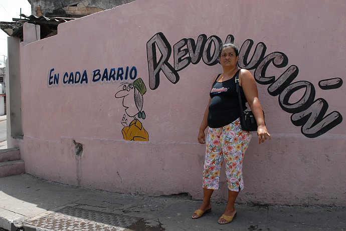 En cada barrio revolucion - Fotografia di Santiago di Cuba - Cuba 2010