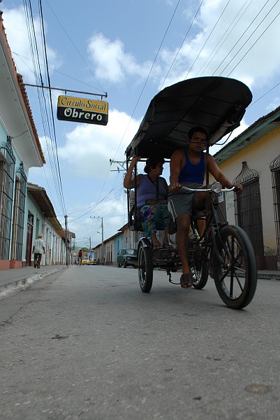 Bici taxi - Fotografia di Trinidad - Cuba 2010