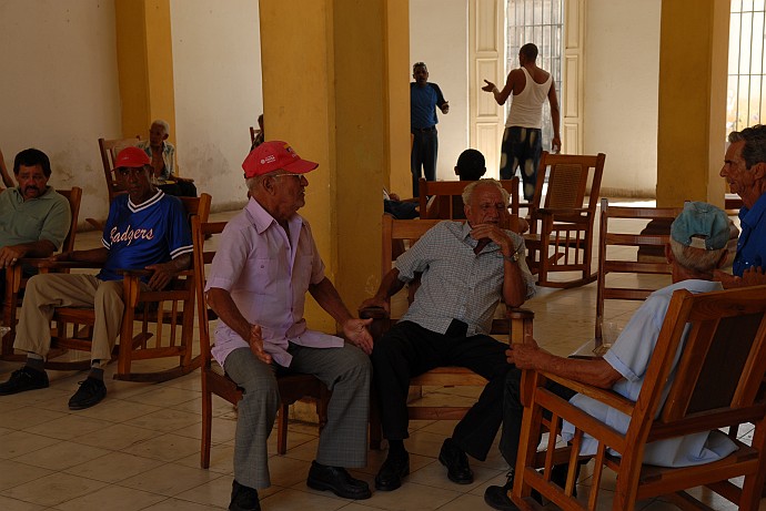 Circolo anziani - Fotografia di Trinidad - Cuba 2010