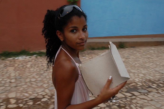 Ragazza sguardo - Fotografia di Trinidad - Cuba 2010
