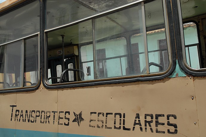 Trasportes escolares - Fotografia di Trinidad - Cuba 2010