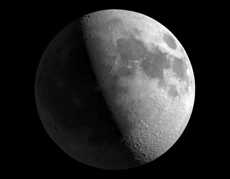 Fase lunare: Luna gibbosa crescente