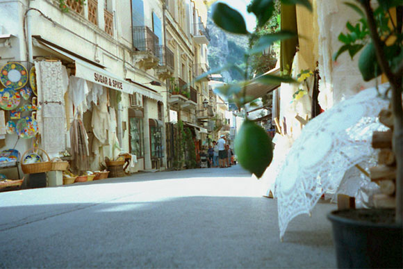 Salita al Teatro - Foto qua e là...