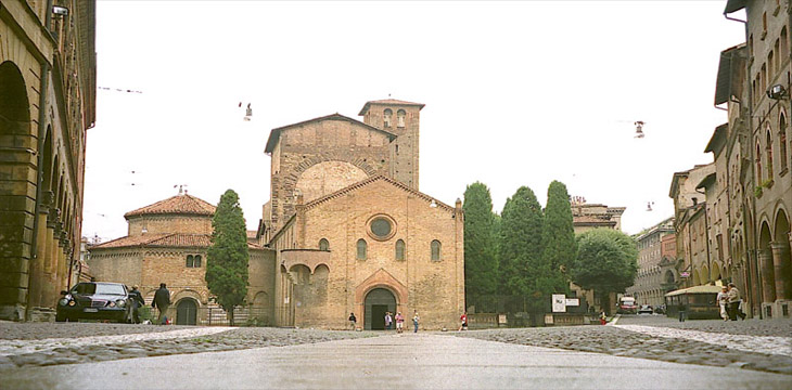 Piazza Santo Stefano, Bologna