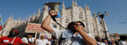 Manifestazione a Milano fotografata da Sergio Dolce