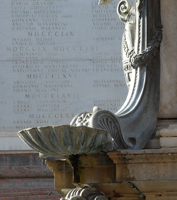 Ostrica :: Fontana del Nettuno