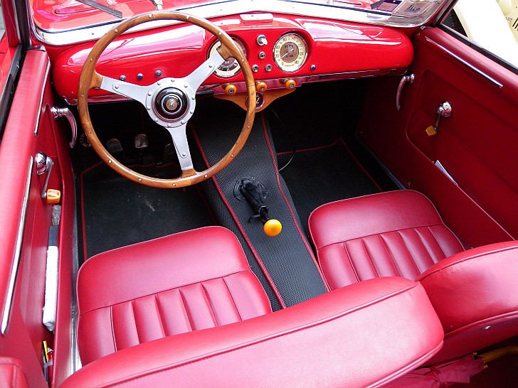 Fiat Siata interno :: La Mille Miglia 2010 - Auto d'epoca