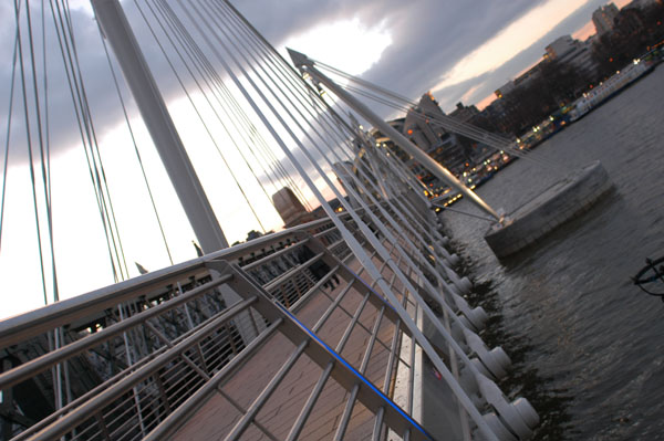 Ponte sul Tamigi - Fotografia di Londra