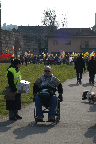 Manifestazione No Dal Molin - Fotografia 1 - Vicenza 17 febbraio 2007