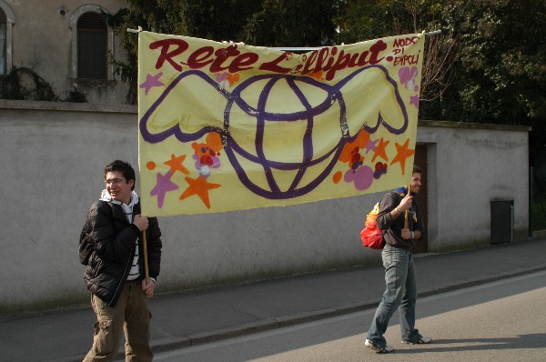 Manifestazione No Dal Molin - Fotografia 16 - Vicenza 17 febbraio 2007