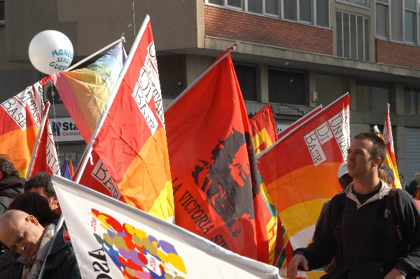 Manifestazione No Dal Molin - Fotografia 86 - Vicenza 17 febbraio 2007