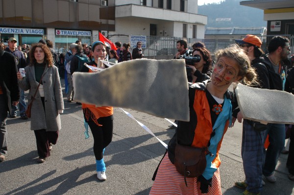 Manifestazione No Dal Molin - Fotografia 111 - Vicenza 17 febbraio 2007