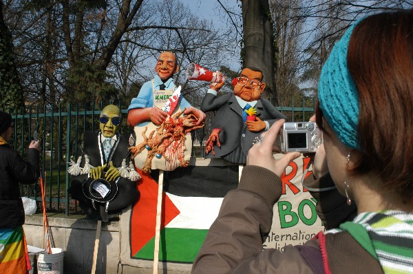 Manifestazione No Dal Molin - Fotografia 123 - Vicenza 17 febbraio 2007