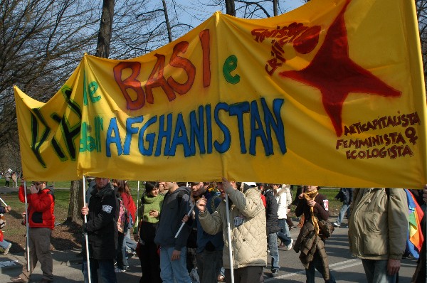 Manifestazione No Dal Molin - Fotografia 128 - Vicenza 17 febbraio 2007