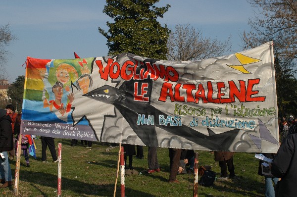 Manifestazione No Dal Molin - Fotografia 169 - Vicenza 17 febbraio 2007