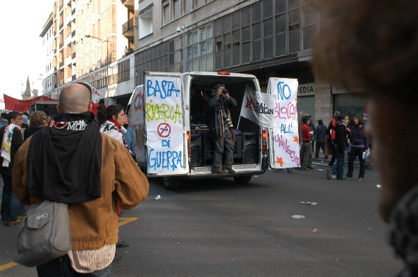 Manifestazione No Dal Molin - Fotografia 194 - Vicenza 17 febbraio 2007