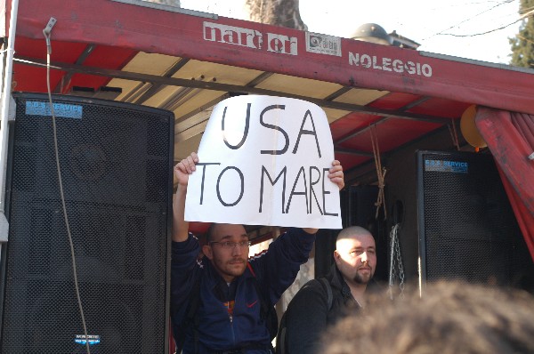 Manifestazione No Dal Molin - Fotografia 306 - Vicenza 17 febbraio 2007