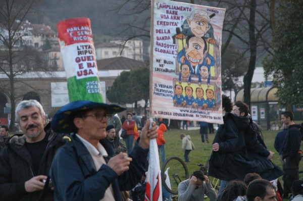 Manifestazione No Dal Molin - Fotografia 359 - Vicenza 17 febbraio 2007