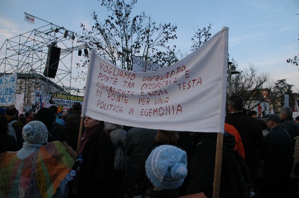 Manifestazione No Dal Molin - Fotografia 363 - Vicenza 17 febbraio 2007