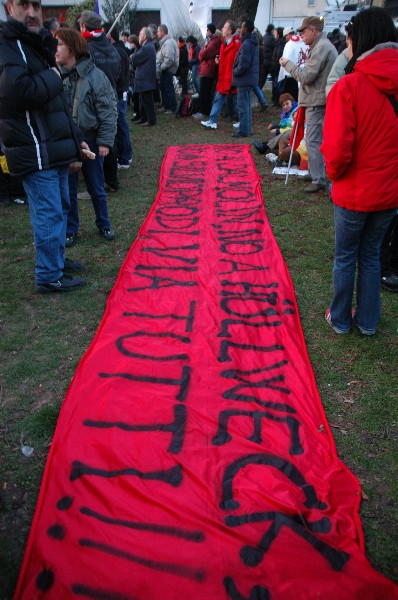 Manifestazione No Dal Molin - Fotografia 388 - Vicenza 17 febbraio 2007