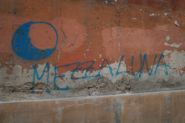 Mezzaluna :: Murales