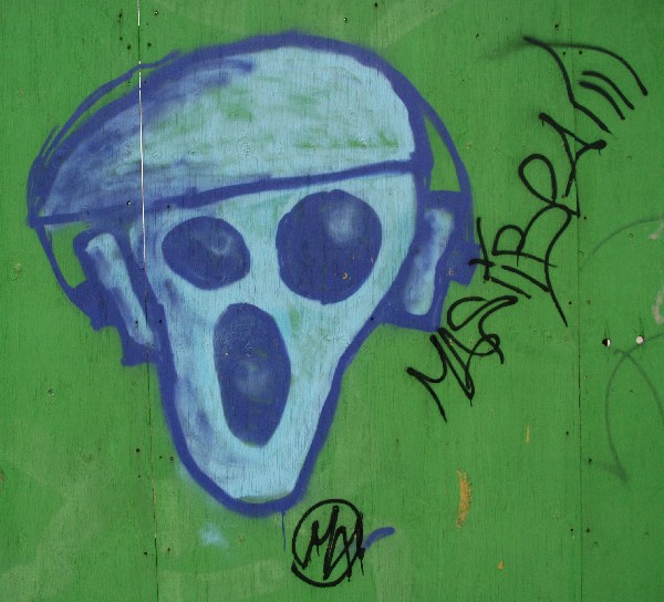 Teschio cuffie :: Murales