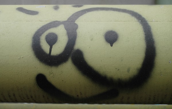 Volto sul tubo :: Murales