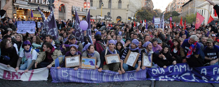 No Berlusconi Day - Documentazione fotografica della manifestazione del Popolo Viola di Roma del 5 dicembre 2009