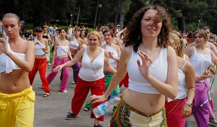 Dance :: Par Tòt Parata - Partòt