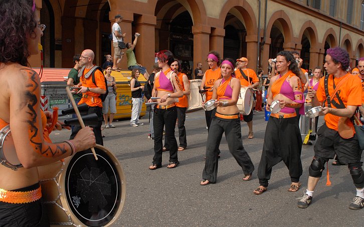 Percussionisti :: Par Tòt Parata - PARTòT