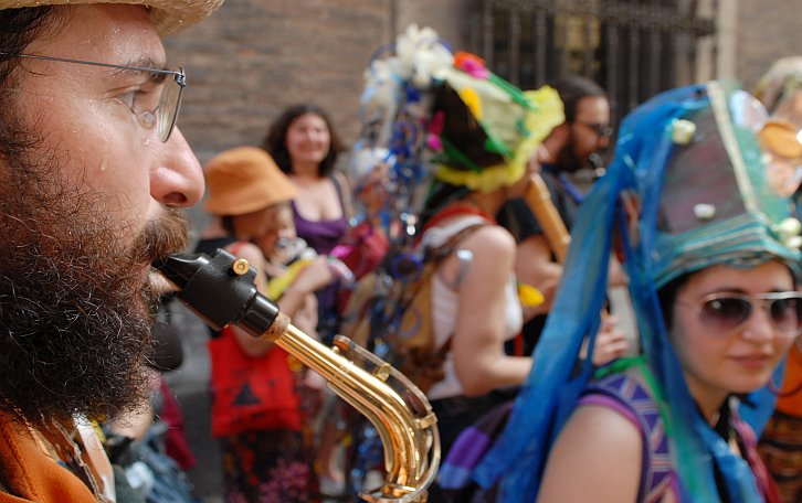 Sax :: Par Tòt Parata - Partòt