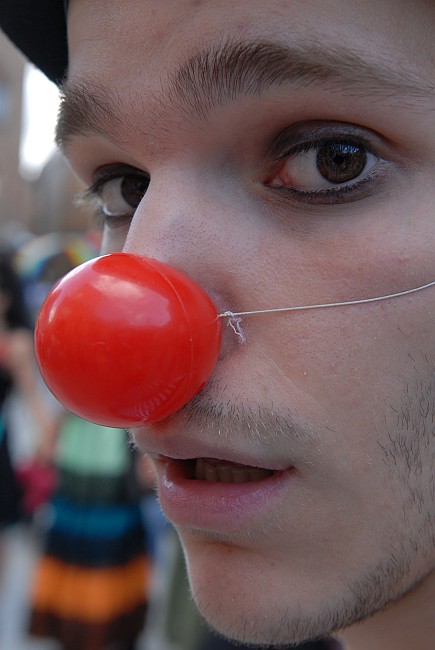 Clown con naso rosso :: Par Tòt Parata - PARTòT