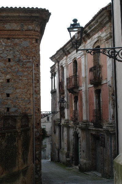 Palazzo Barone strada - Santa Caterina dello Ionio