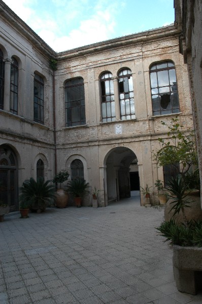 Palazzo marchese di Francia interno - Santa Caterina dello Ionio