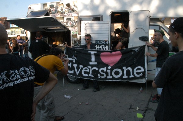 I Love Eversion :: Street Rave Parade