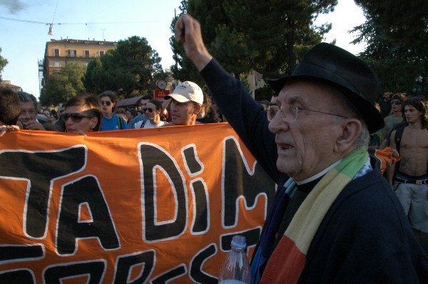 Il Don al corteo :: Street Rave Parade