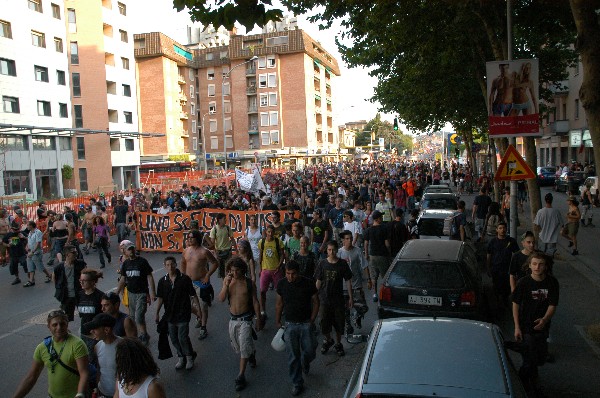 In cammino verso la meta :: Street Rave Parade