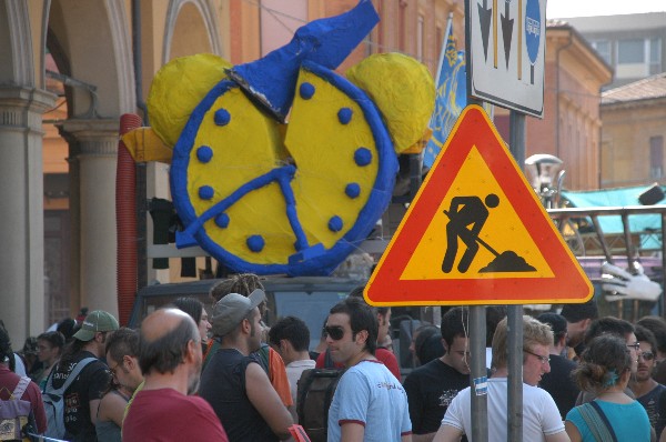 Insegne :: Street Rave Parade